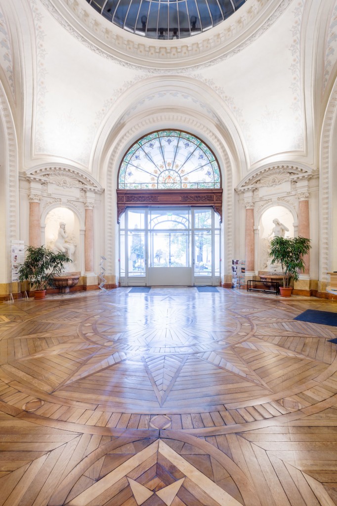 Hall du Palais Lumière, Évian